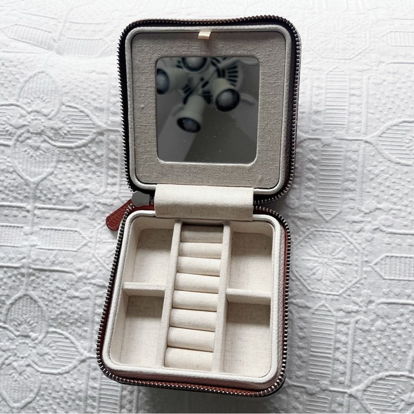 NWOT Mark & Graham Concourse Cognac Travel Jewelry Case - Picture 5 of 8